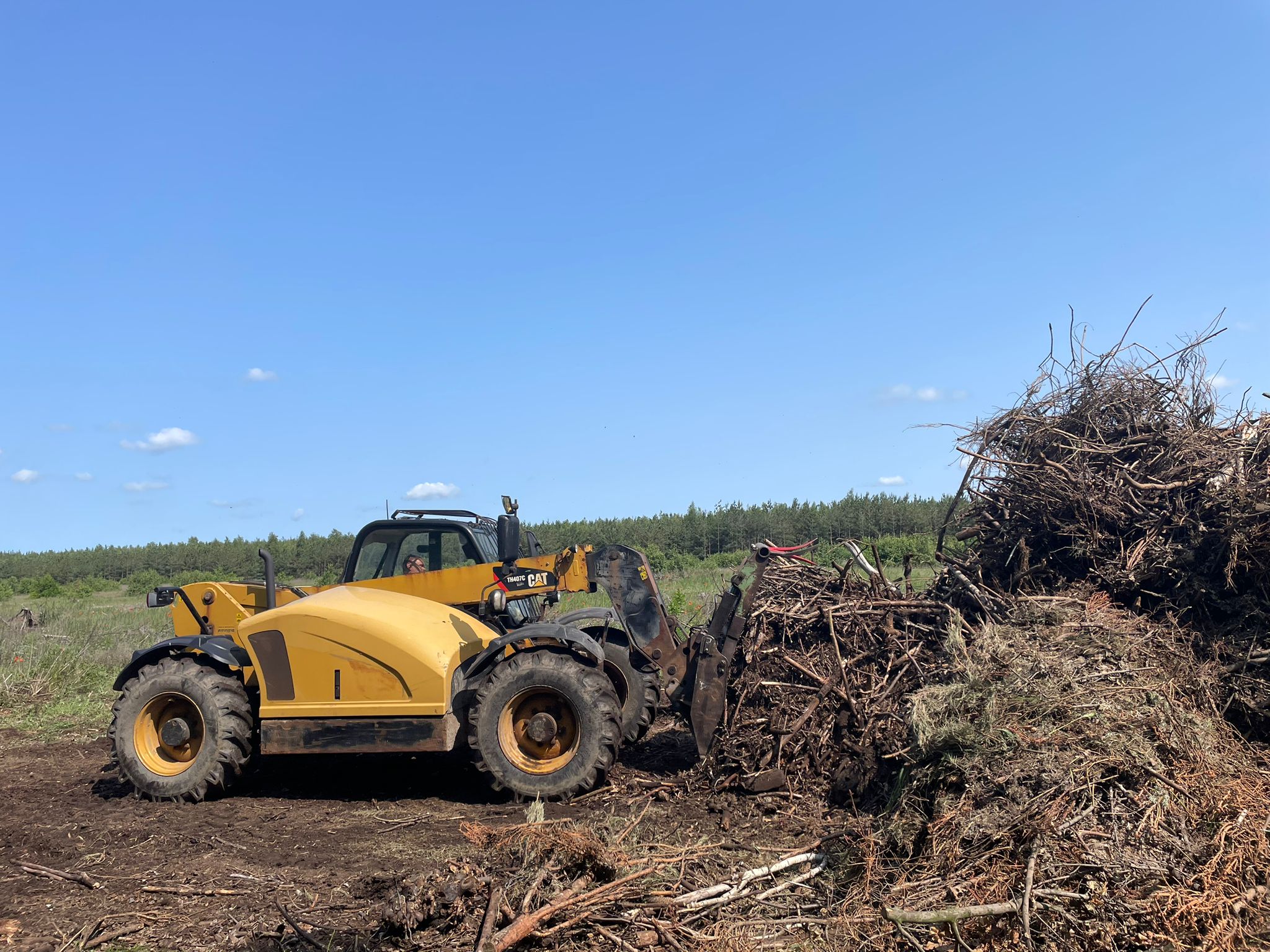 Prace ładowarką teleskopową
